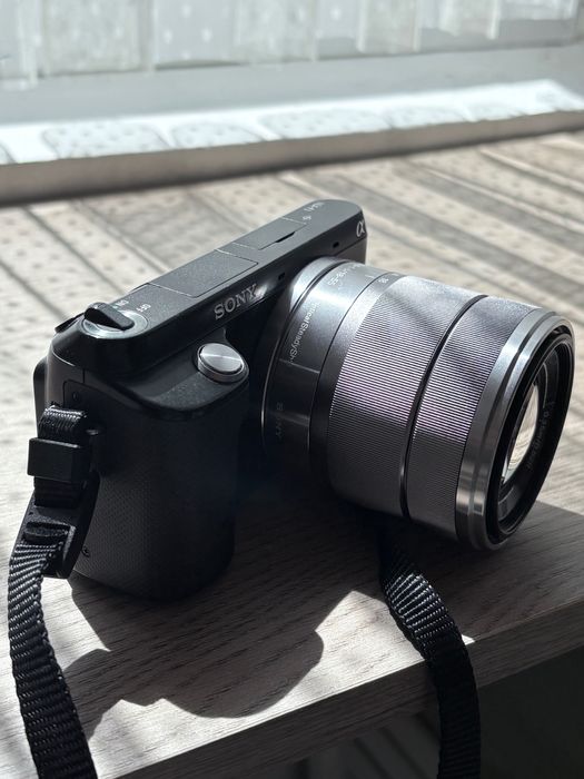 Aparat foto Sony nex f3 și obiectiv 18-55 kit