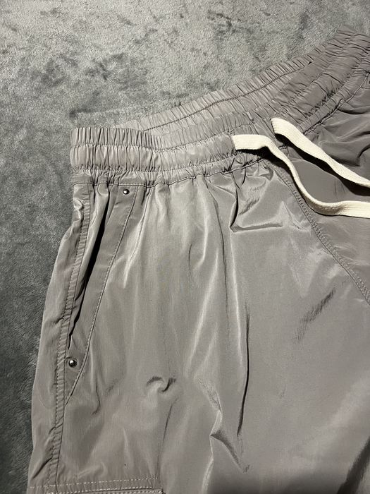 Pantaloni Made By Society
