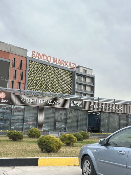 Ibn Sino Stroy Mart 3 Qavat 17 KV/M Naxt yoki Variyantga beraman