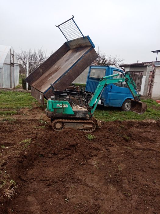 Услуги с мини багер и малък самосвал  работи на места където големите
