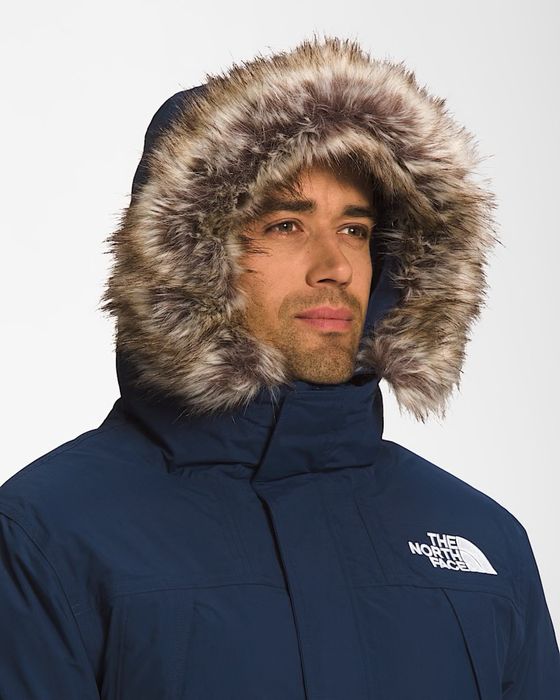 Продается парка от бренда the north face