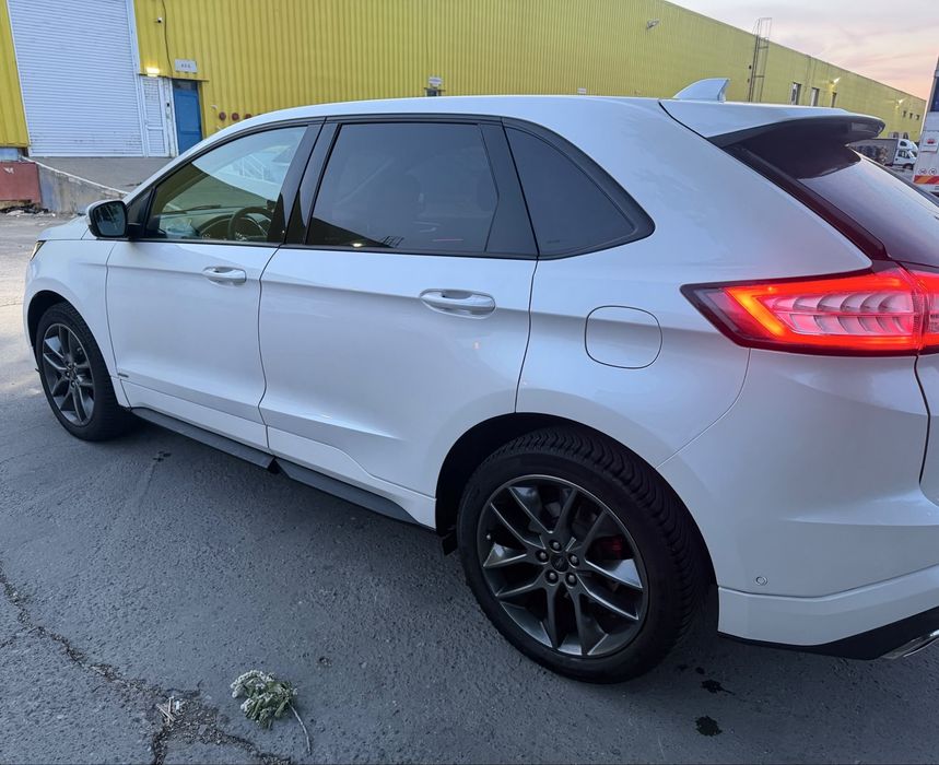 FORD Edge 2016 — imagine 3