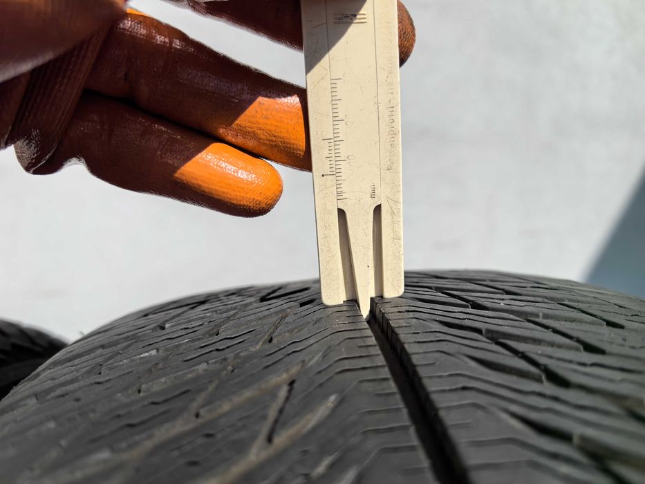 235/60/17 Мишелин ДОТ 2020 г - 106 Товарен индекс