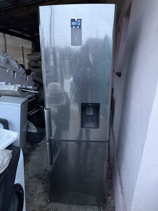 Vand frigider in stare buna de functionare