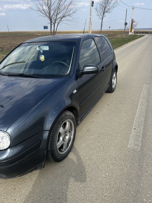 Se vinde golf 4, stare buna