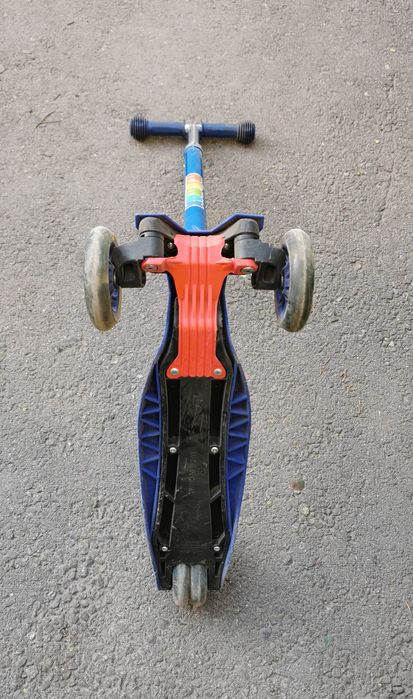 Самокат на девочку и на мальчика