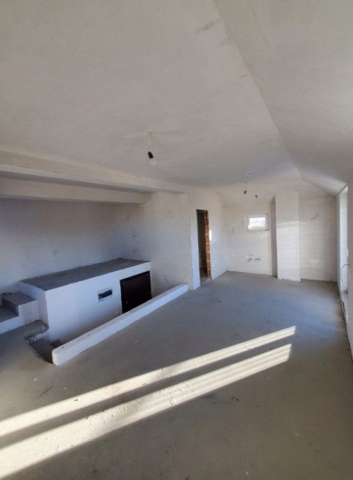 Продава се Двустаен апартамент в София, Надежда 4 - 174 кв.м за 995 €/кв.м - Снимка #17