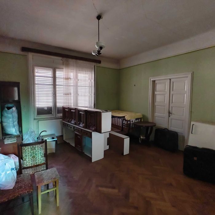 Casă individuală ultracentrală, teren 380 mp – ideală pentru renovare și investiție