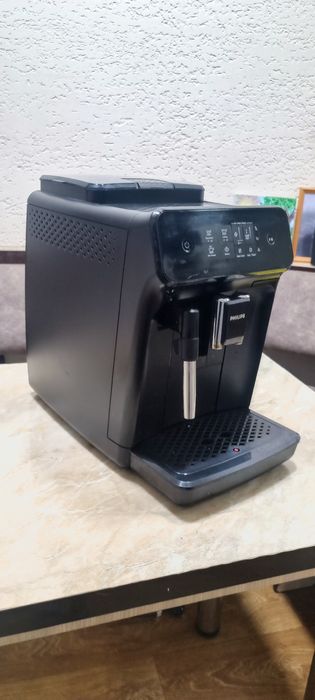 Продам кофемашину PHILIPS в идеальном состоянии.