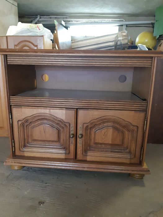 Тумбочка под телевизор