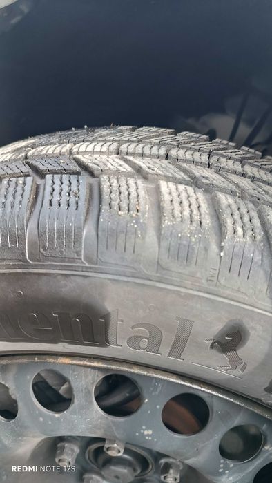 4 броя гуми КОНТИНЕНТАЛ с джантите карани не повече от 6/7пъти 350евро