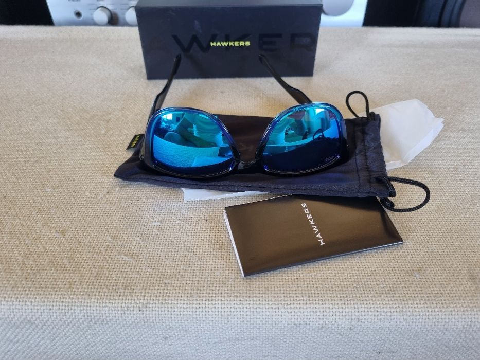 Ochelari de soare Hawkers. Noi