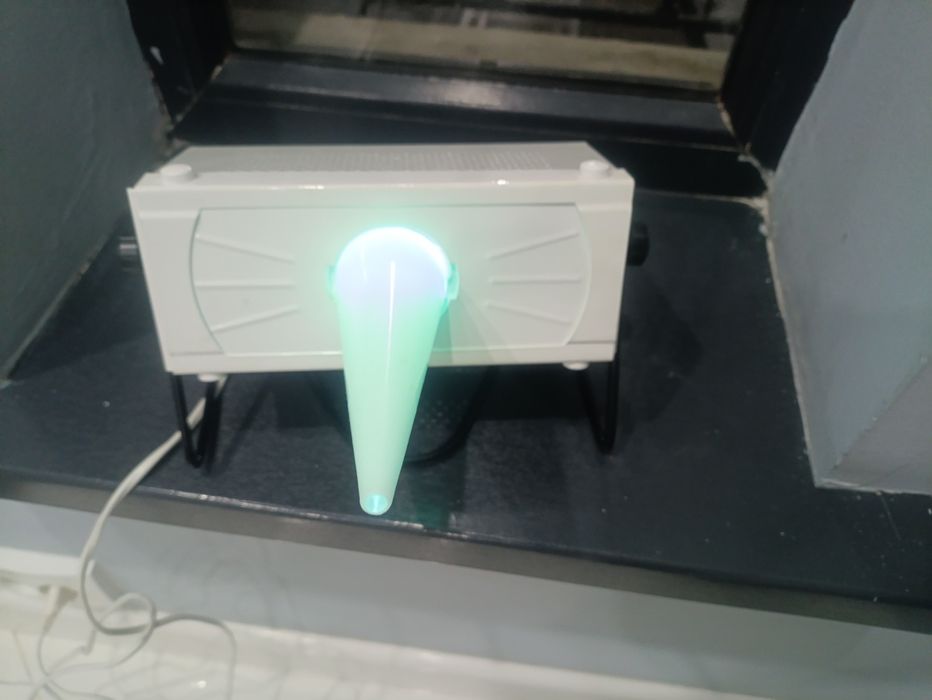 ультрафиолетовый кварцевый облучатель ОУФК-01 «Солнышко».