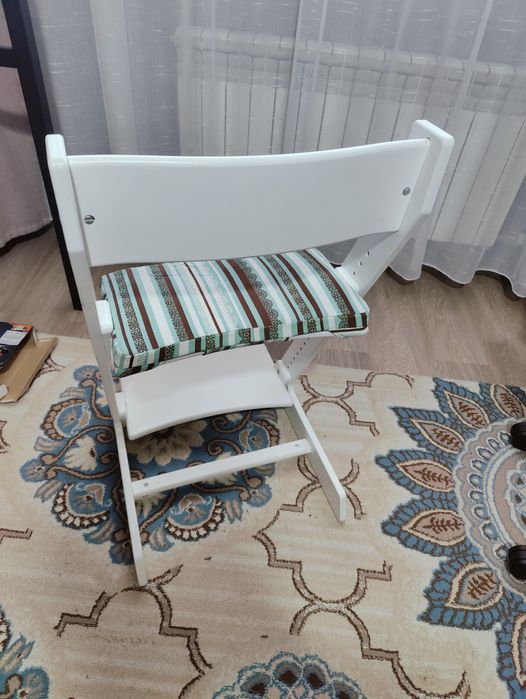 Стул ортопедический