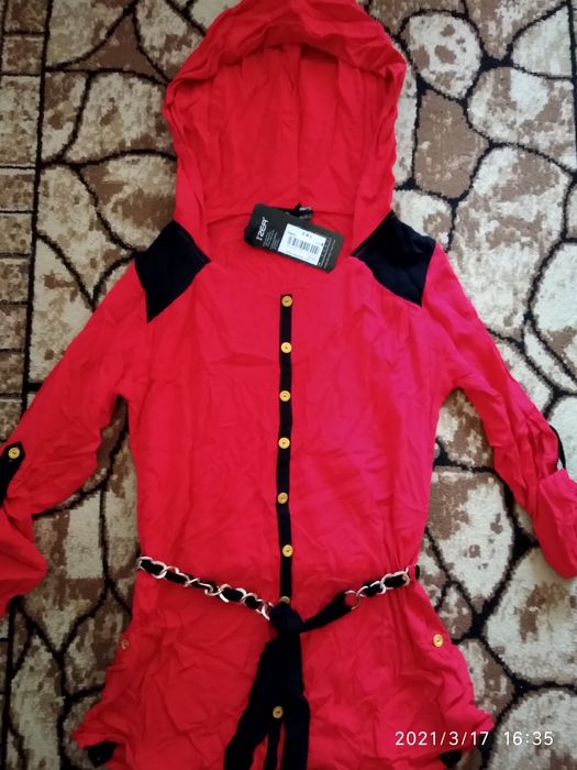 Продам  кофточки