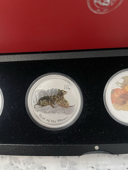 Сет годината на мишката 2008