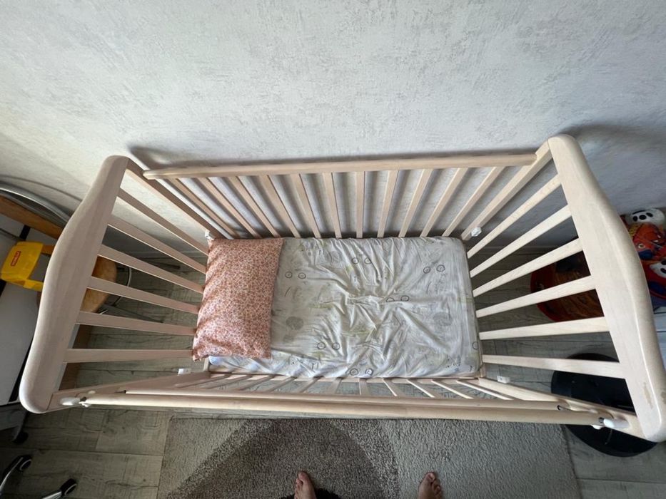 Продам детскую кроватку.