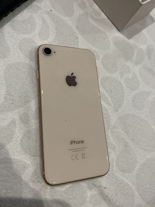 Iphone 8 64 Gb запазен