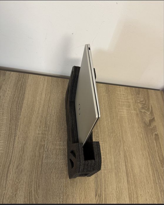 XPS 9320 OLED i7-1260 FULL METAL Nvem 2 TB Super SLIM 1 CM Bateria 12H