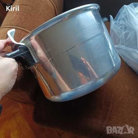 Два броя тенджери под налягане -4,5 литра и 6 литра