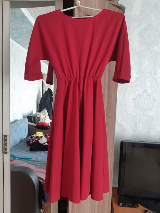 Платья по 2000