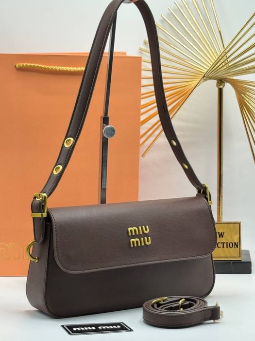 Geanta Miu Miu noua !!! Dimensiuni 28/15 !!!