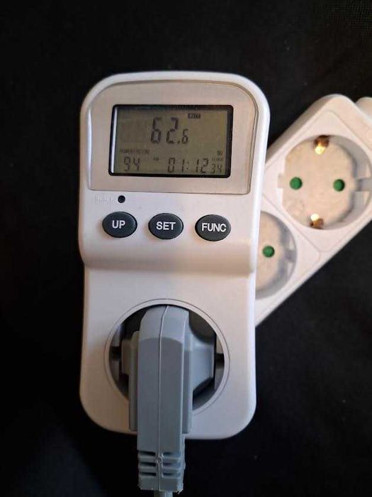 Vand Frigider cu doua usi VORTEX