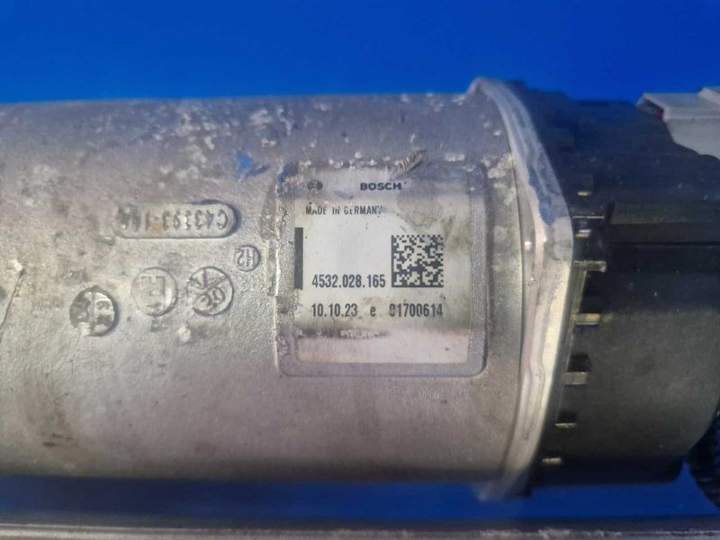 Нова електрическа кормилна рейка за BMW G30,G11 xDrive