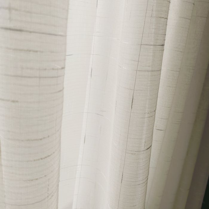 Продам материал на тюль новый