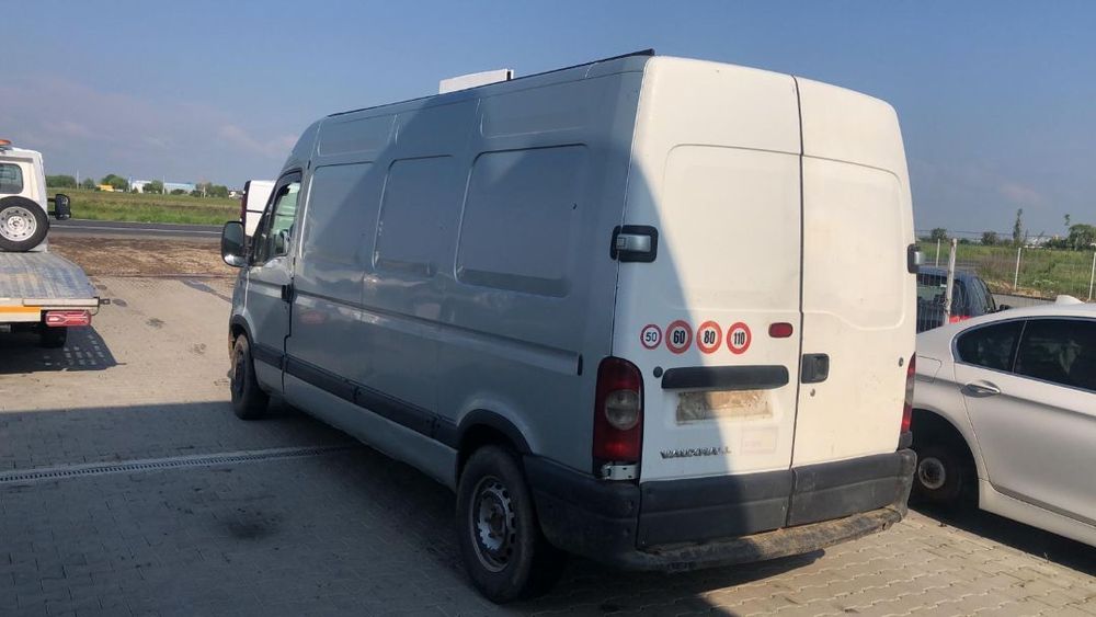 Dezmembram Renault Master 2.5D an fabr 2008