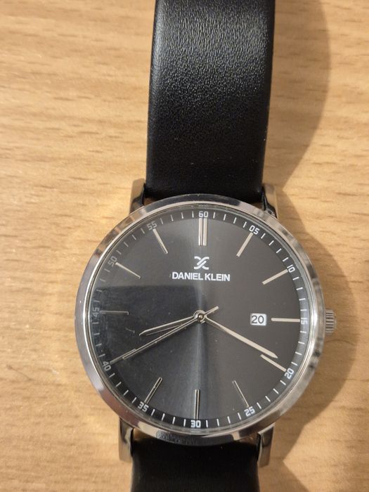 Ceas Daniel Klein quartz 44 mm, curea piele, baterie nouă
