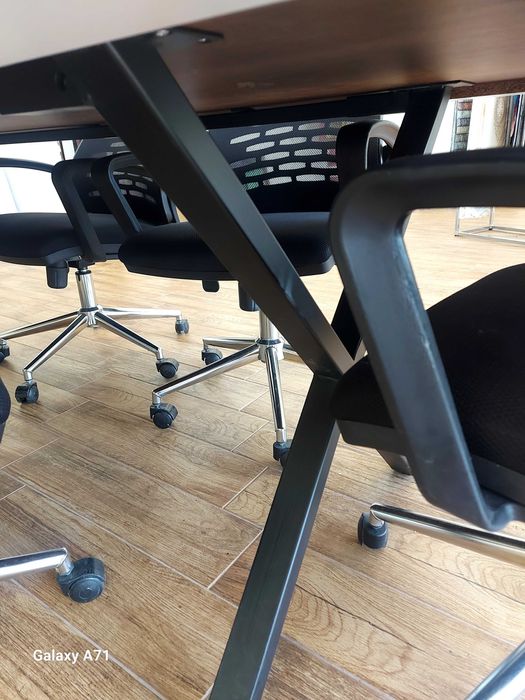 Конферентна маса