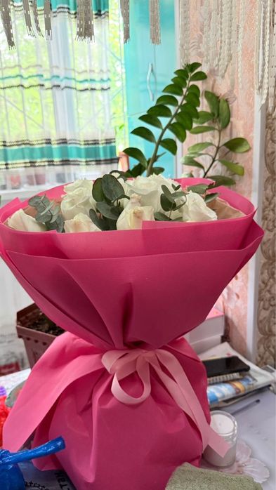 Букет гүлдер сатылады