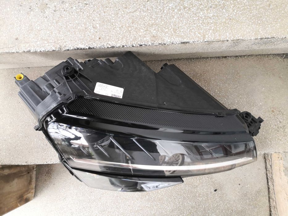 Фар Skoda Karoq FULL LED десен/Фар Шкода Карок LED десен