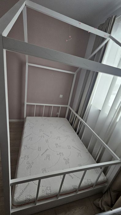 Pat tip Montessori + saltea – stare excelentă