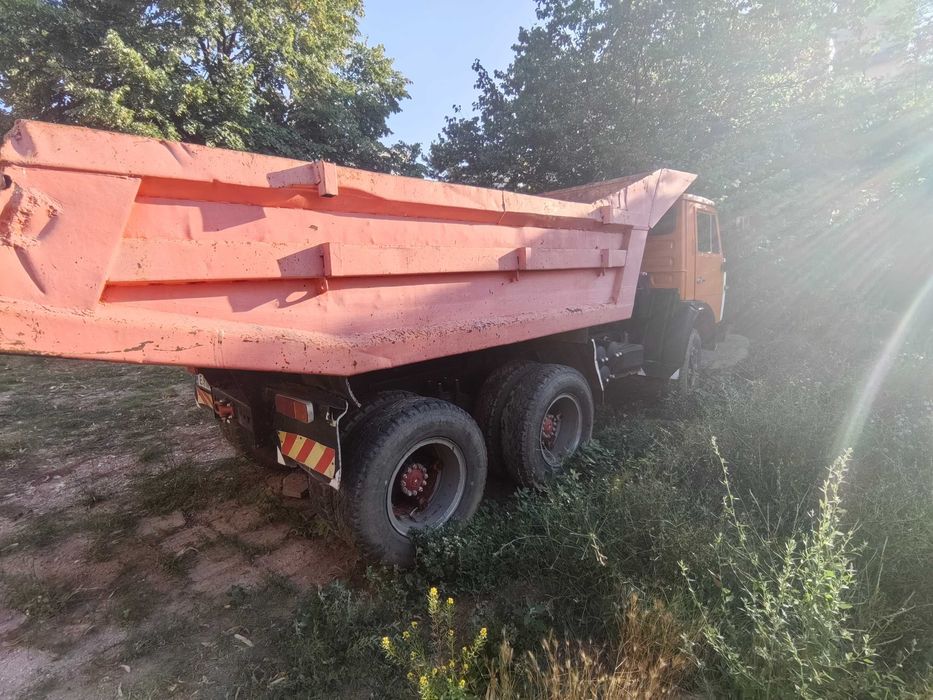 Самосвал КАМАЗ-5511