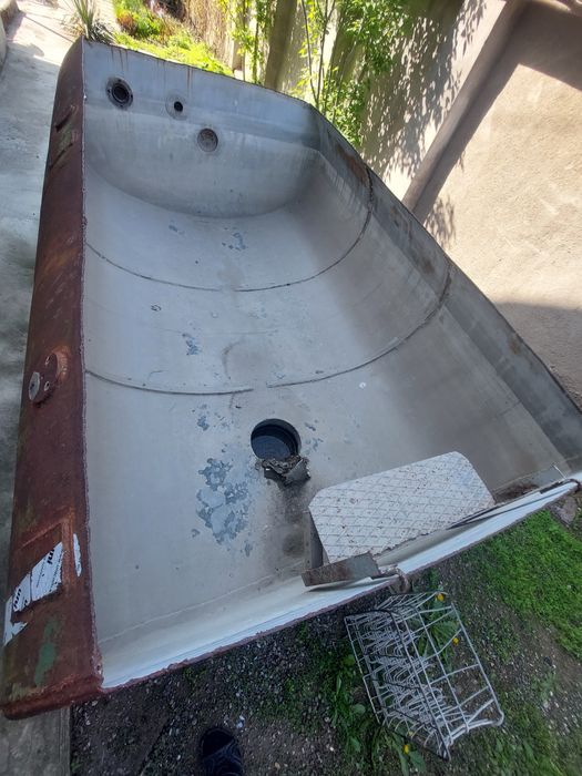 Цистерна толстостенная