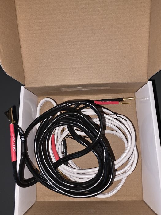 Cabluri Audio Qed Profile 2x2m