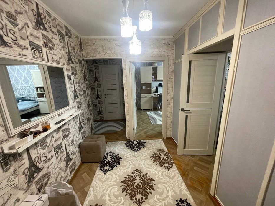 2-ка на 3м этаже 9 мкрн квартиры