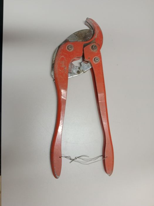 Много Инструменты продаеться