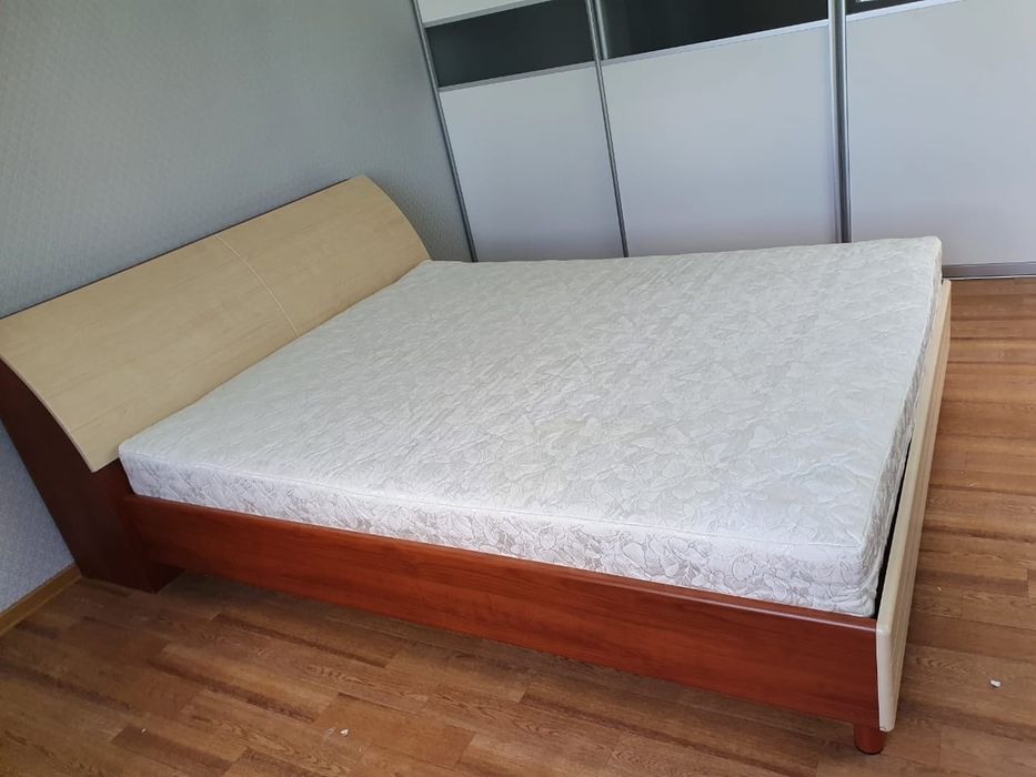 Комод большой вместительный