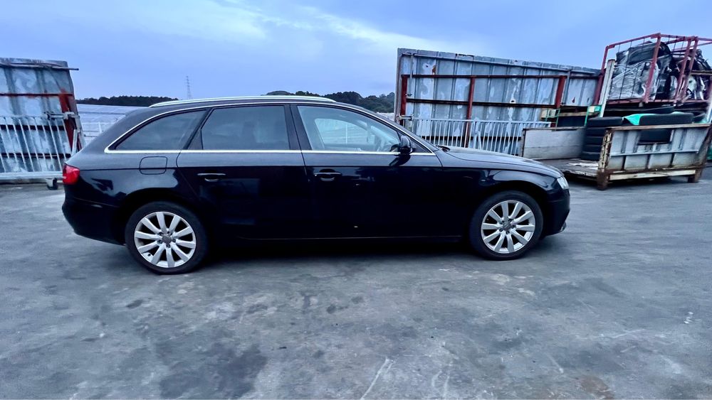 Ауди А4 на разбор