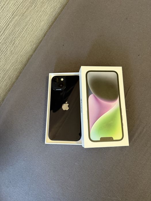 iPhone 14 midnight