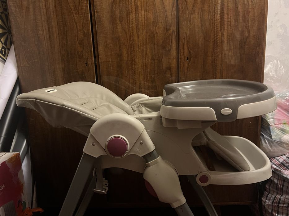 Стульчик для кормления More Kiss