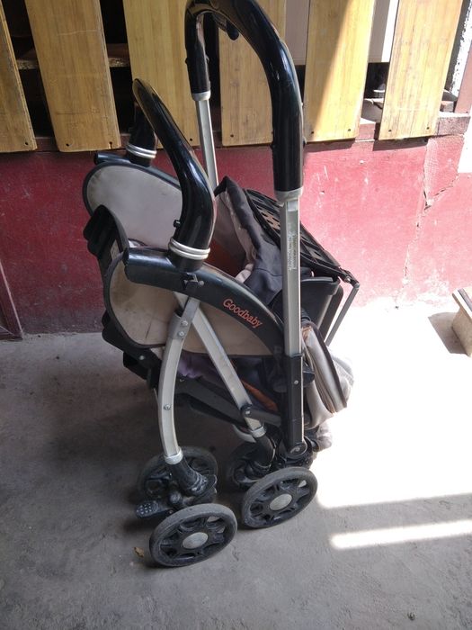 Срочно Коляска летняя дешево