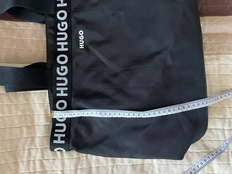 Чанта Hugo. Много запазена