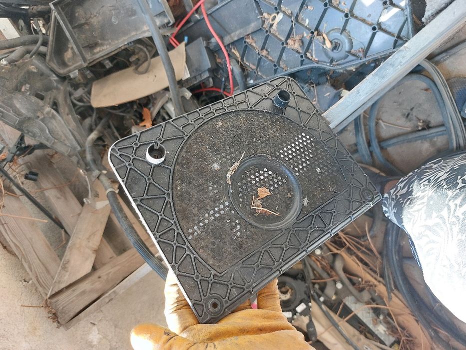 Капак субуфер Бмв е60 520д 177кс е61 bmw e60 e61 520d n47