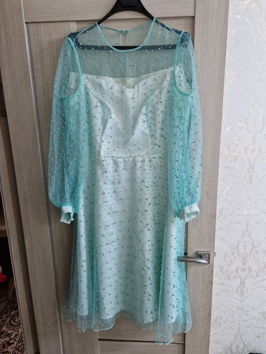 Продаётся вечерний платье