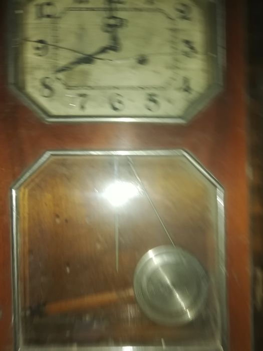 Часы  настенные.