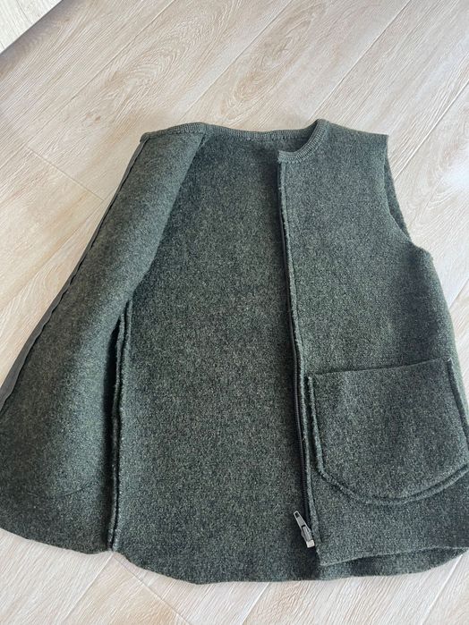 Vând vestă lana fiartă, pentru copii